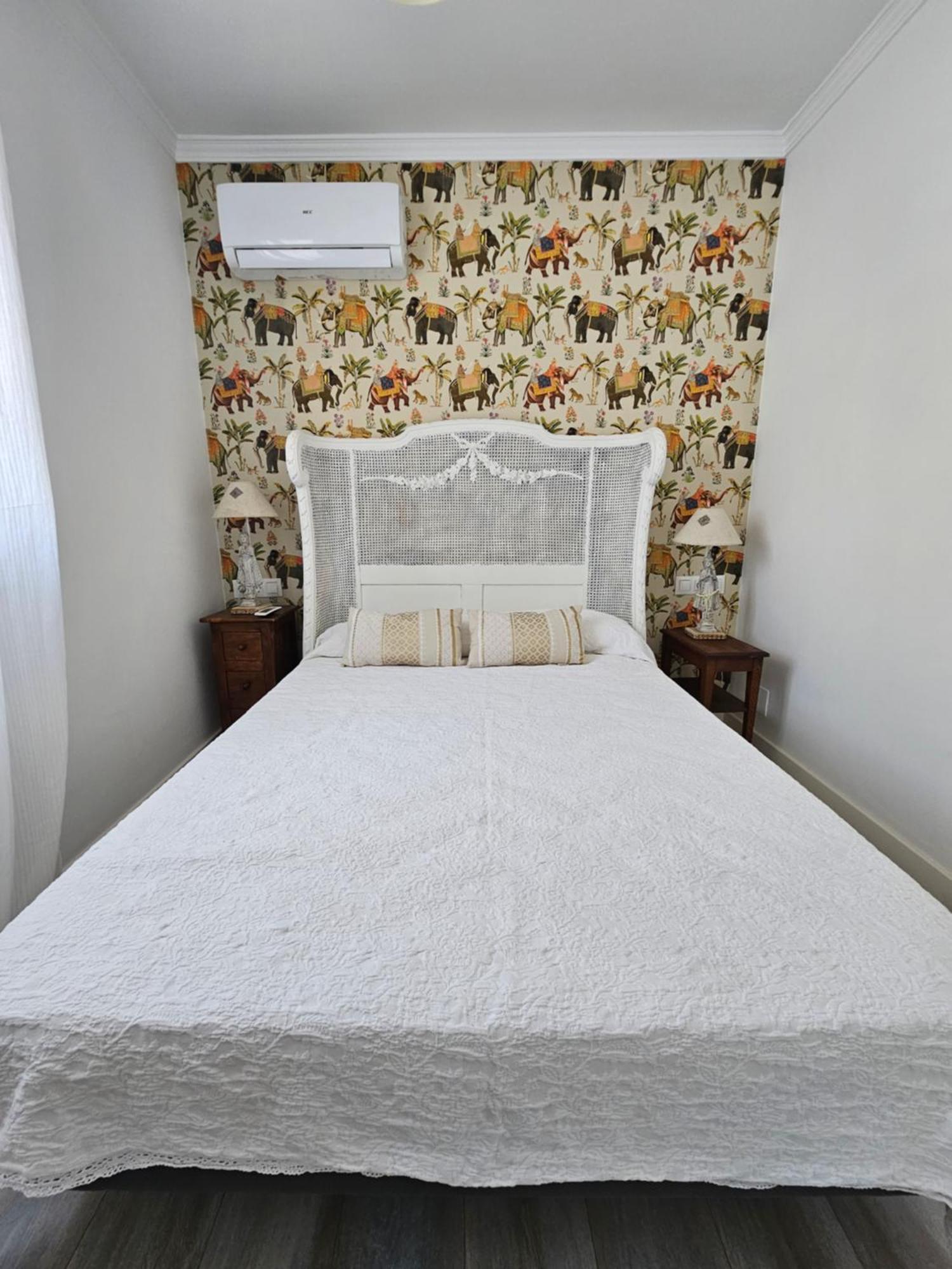 Pedregalejo Beach House Apartment Malaga Luaran gambar