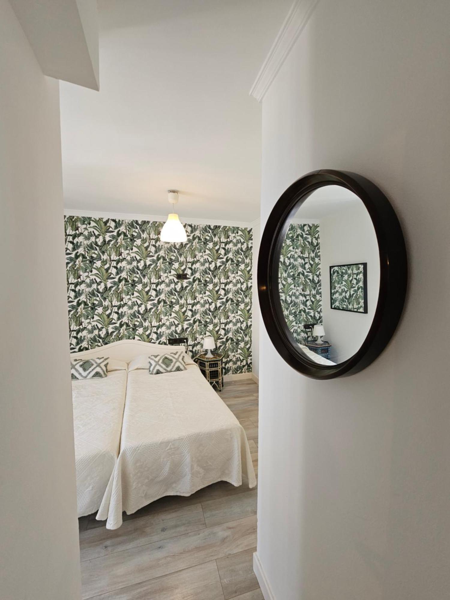 Pedregalejo Beach House Apartment Malaga Luaran gambar